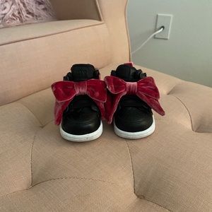 Little Girls Air Jordan Mid Bow